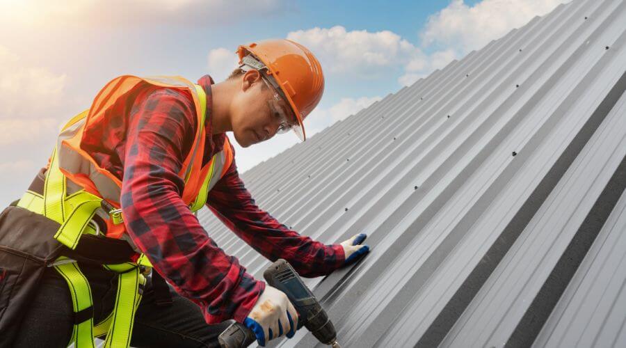 Expert Emergency Roof Repairs services in Mark Center, OH